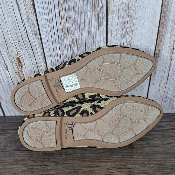 Skechers Cleo Claw Leopard Print Comfort Flats Memory Foam Slip ons Women's 6.5 - Picture 8 of 9